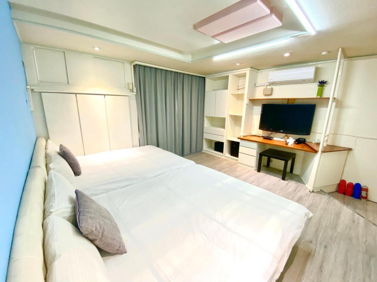 Ferienwohnung 逢甲mickey House Taichung Exterior foto