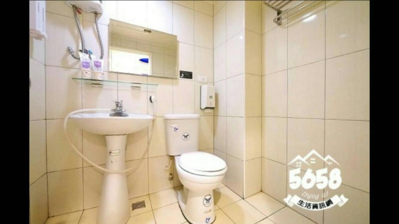 Ferienwohnung 逢甲mickey House Taichung Exterior foto